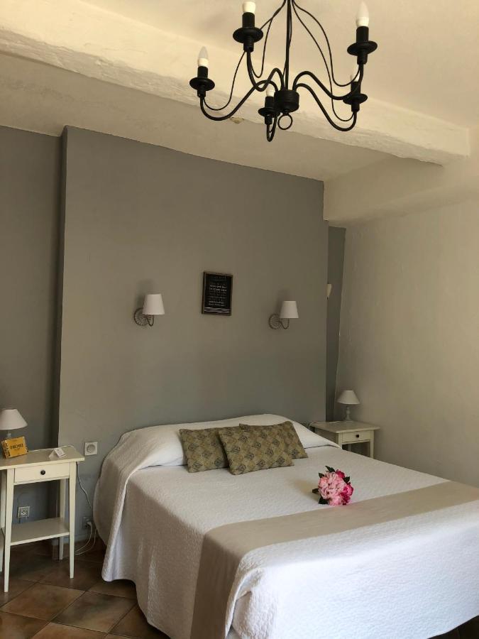 Hotel Le Flore Fréjus Екстериор снимка