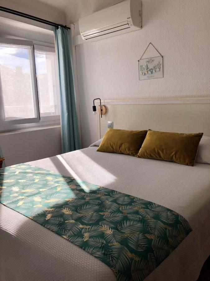 Hotel Le Flore Fréjus Екстериор снимка